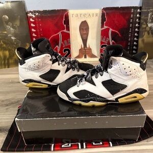 Size 10.5 - Air Jordan 6 Retro Reverse Oreo